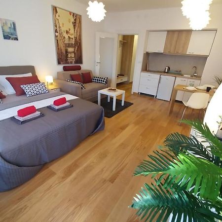 Apartments Delta A Blok - Savada Beograd Ngoại thất bức ảnh