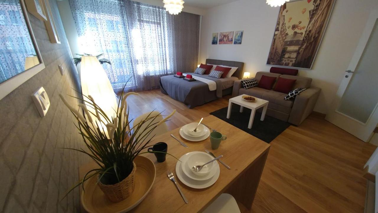 Apartments Delta A Blok - Savada Beograd Ngoại thất bức ảnh